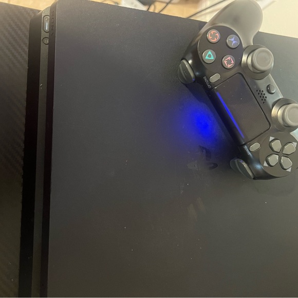 PS4 slim